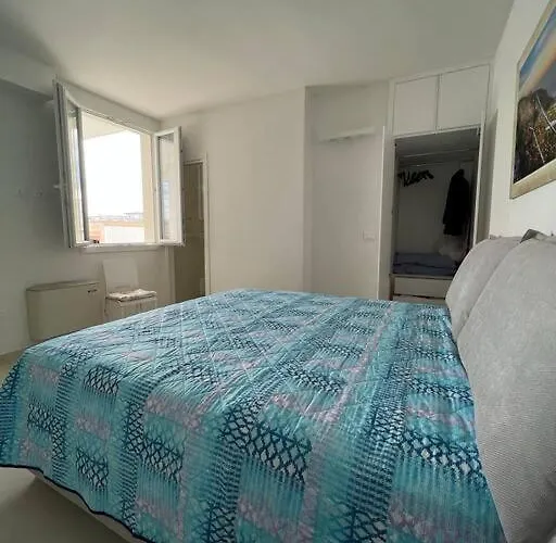 Elegante A オートラント