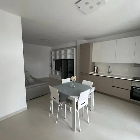 Elegante A Сasa de vacaciones Otranto